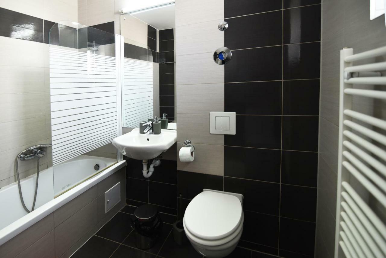 Avantgarden 57 Apartment Брашов Екстериор снимка